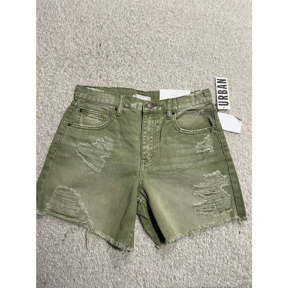 NWT BDG Urban Outfitters Women's Size 26 Dropped Waist Destroy Denim Short Green - Picture 1 of 8